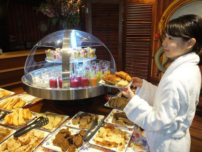 Hotel - Restaurant - Salon De The Le Beausejour Trégastel Eksteriør bilde